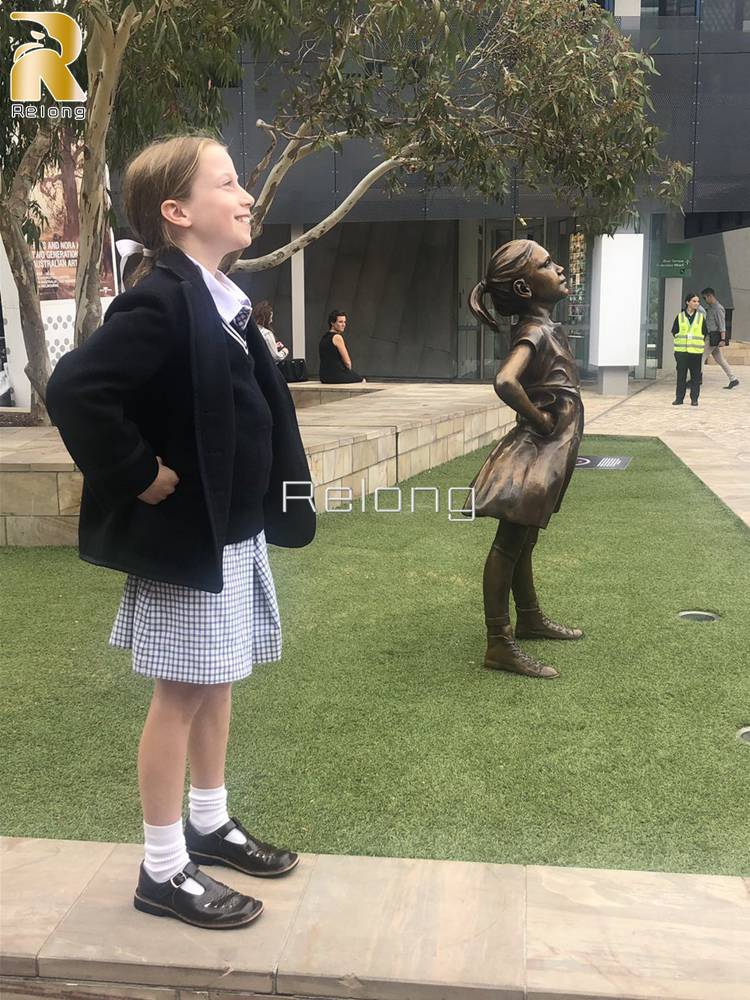 fearless girl sculpture-1