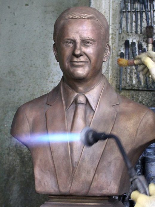 excellent bronze sculpture refinement