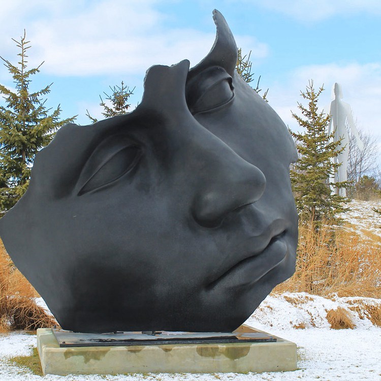 Light of the Moon - Frederik Meijer Sculpture Gardens & Sculpture Park