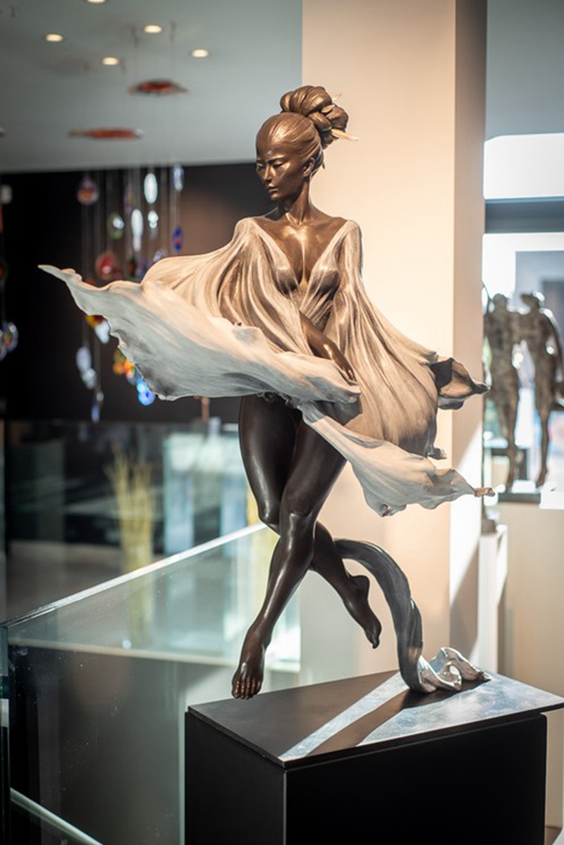 Luo Li Rong Bronze _ Luo Li Rong Biographie – WYCK