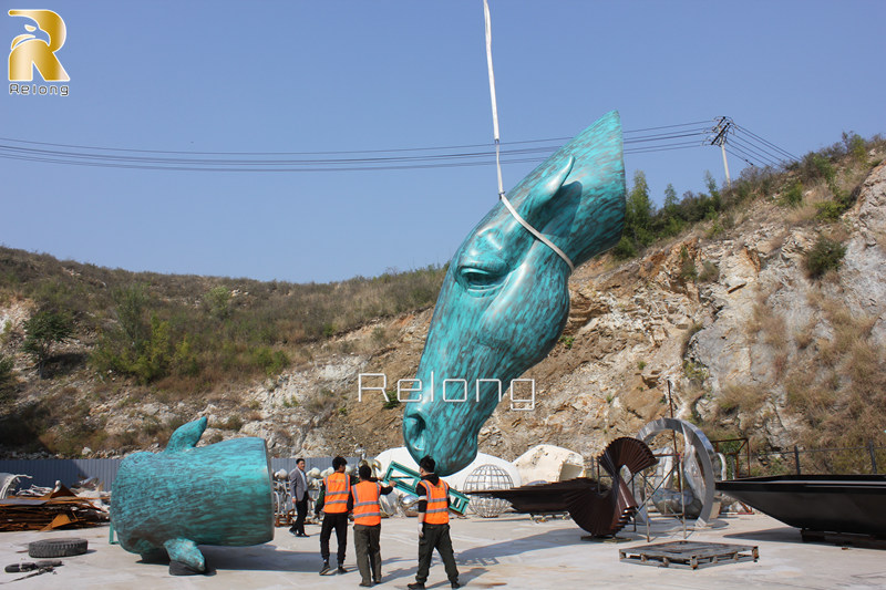 large 10m Still Water Horse Head Sculpture (2)