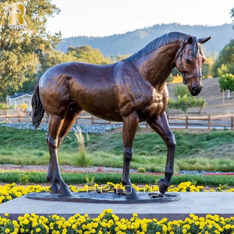 life size bonze horse sculpture lawn decor