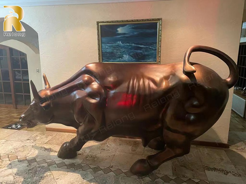 Wall Street Bull Sculpture from Relong's Chilean Customer