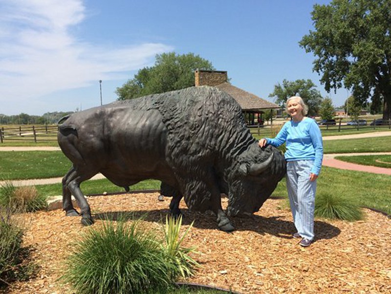 lifelike life size buffalo statues for sale
