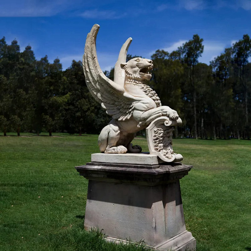 winged lion statue design