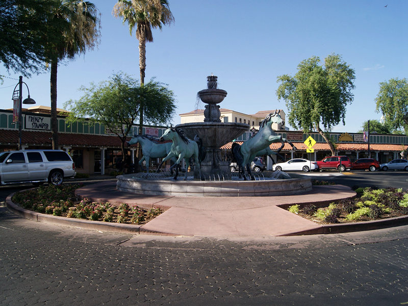 bronze horse fountain
