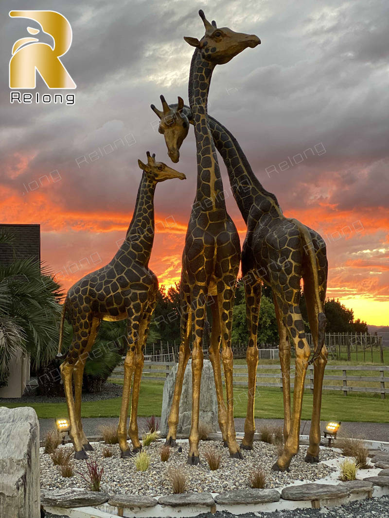 client feedback after the large bronze sculpture installed (3)