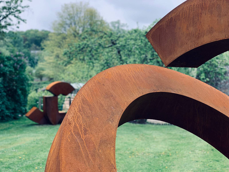 rusty metal sculptures (1)