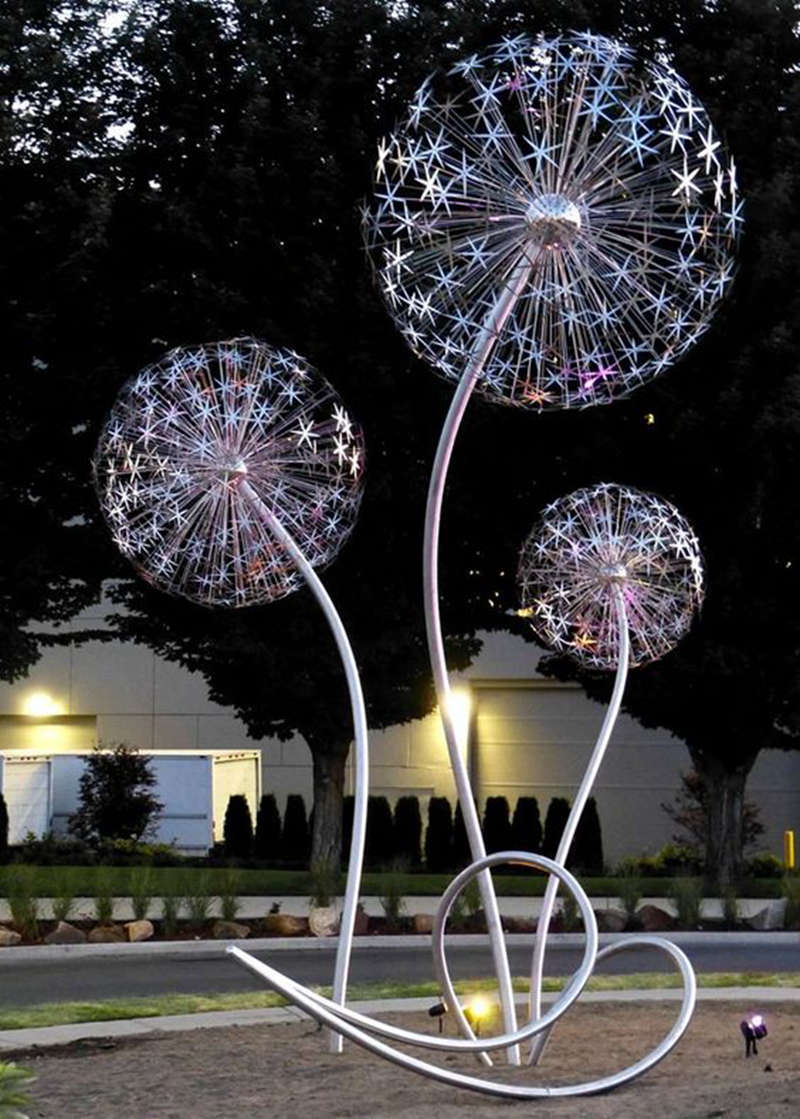 Outdoor-park-square-green-space-glowing-stainless-steel-dandelion-sculpture (6)
