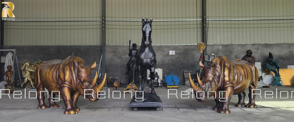 bronze rhino created by Relong Foundry