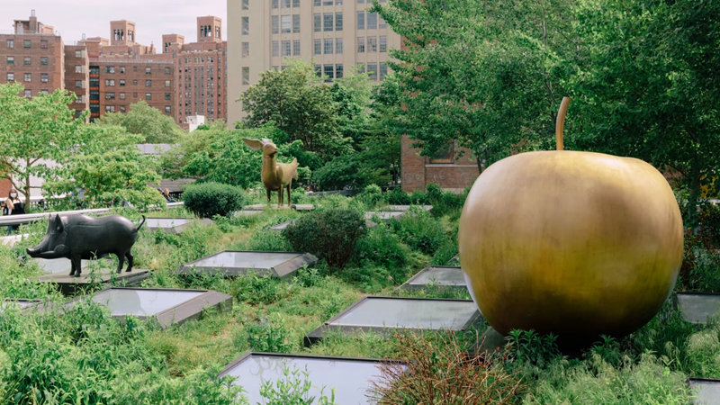 charming apple sculpture for outdoor lawn decor (5)