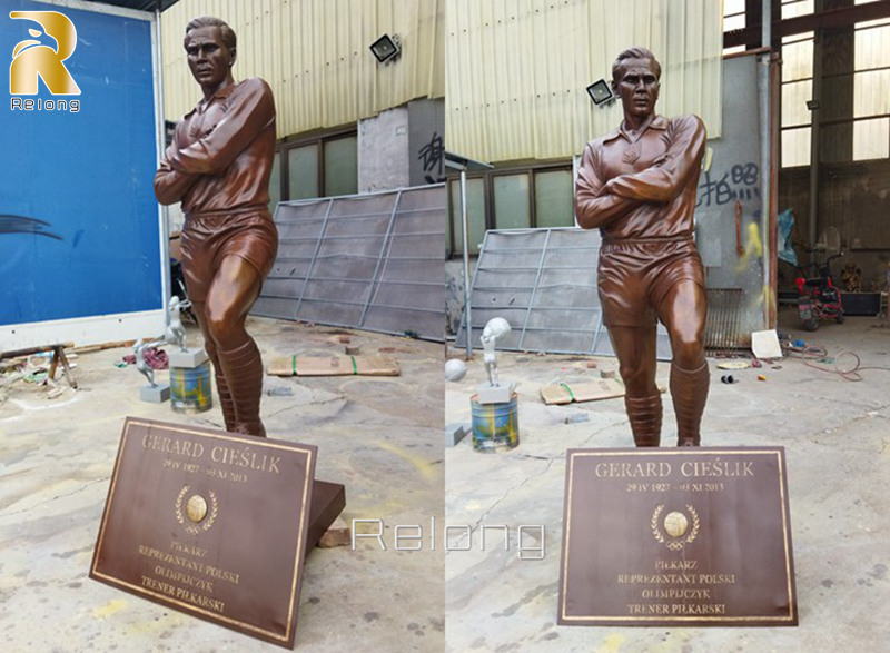 custom bronze football player statue (3)