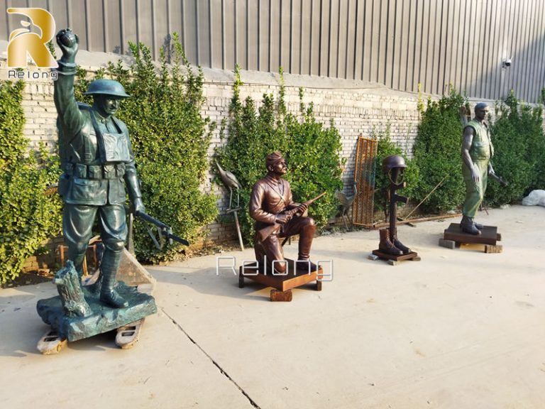 custom bronze soldier sculpture