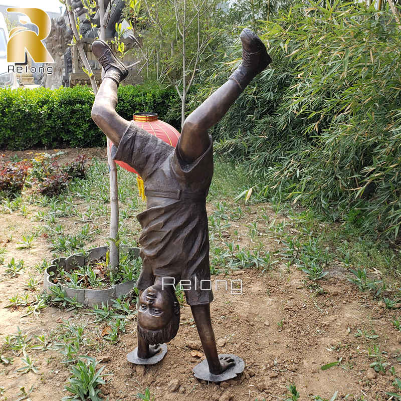 garden decoractive bronze boy sculpture
