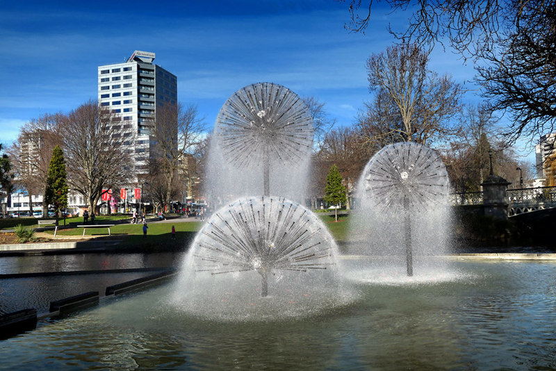 Stainless Steel Dandelion Water Fountain for outdoors