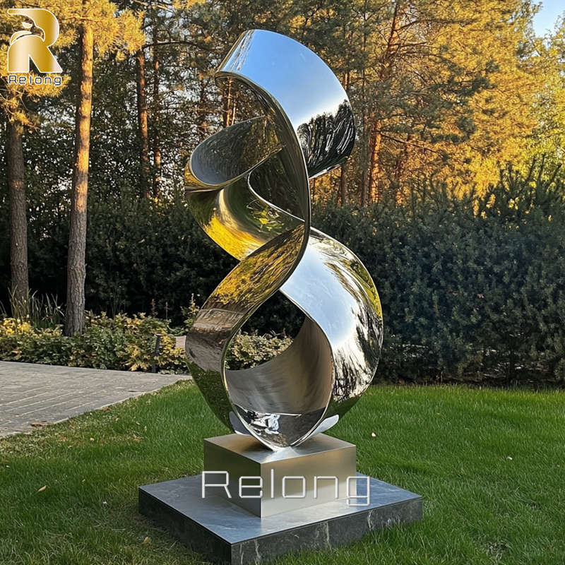 abstract steel sculpture for lawns