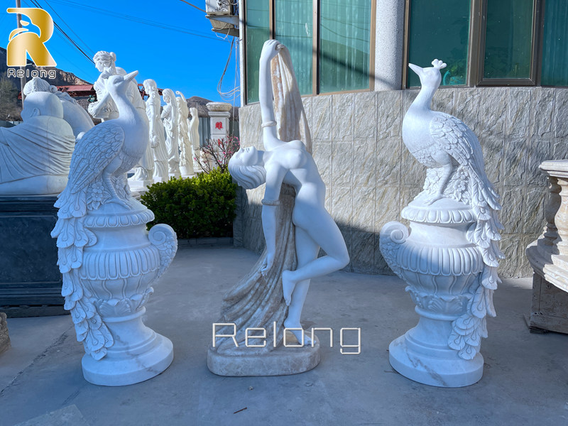 marble peacock statue design