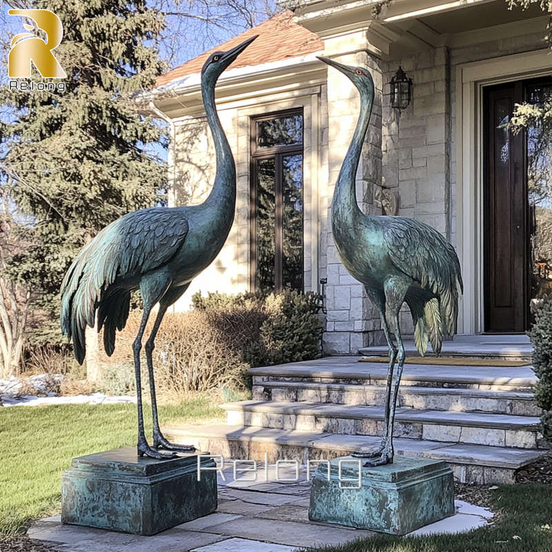 Bronze heron bird statues