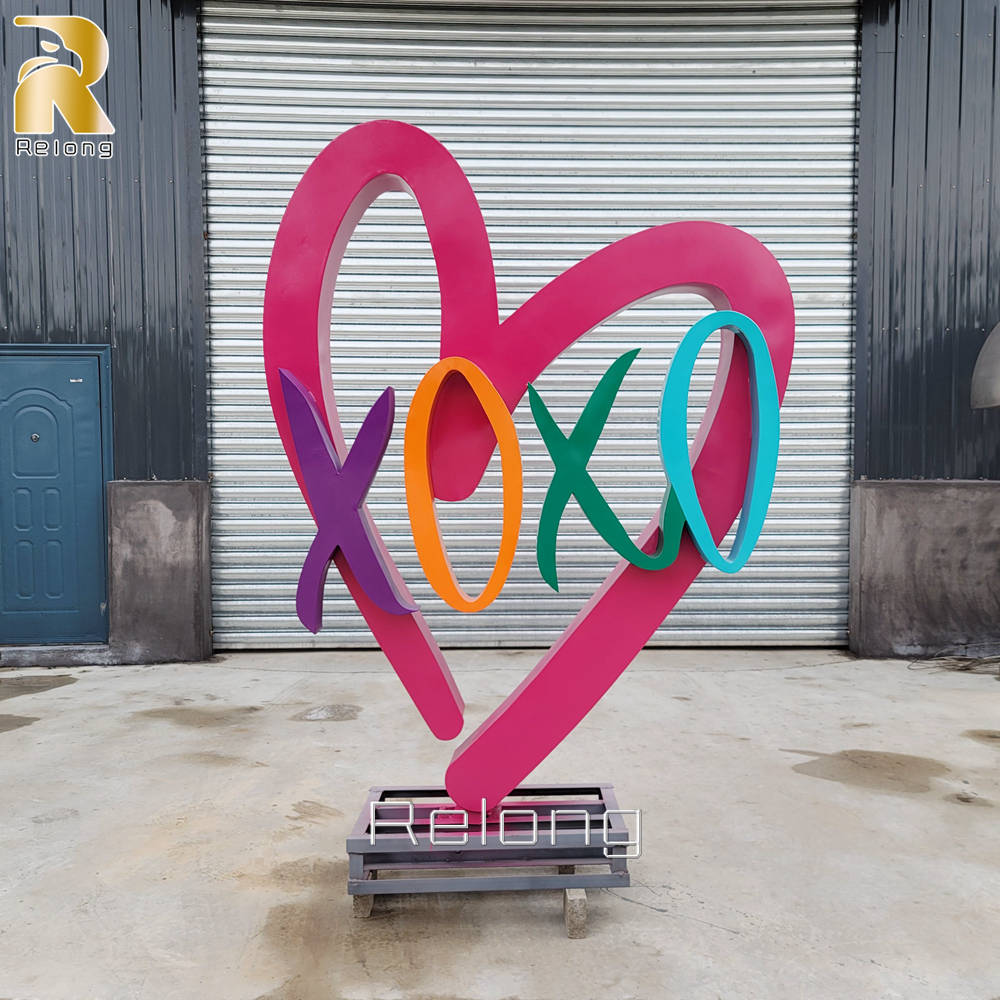 customized stainless steel heart sculpture