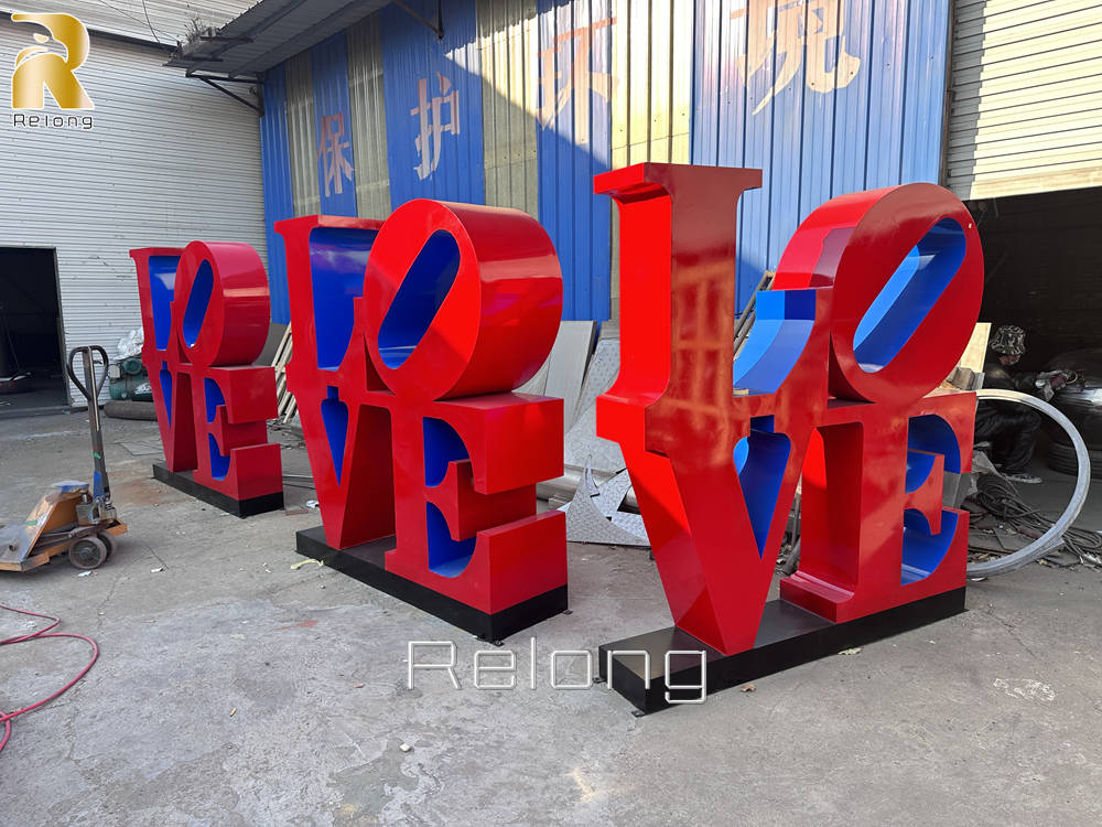 stainless steel love sculpture stocks