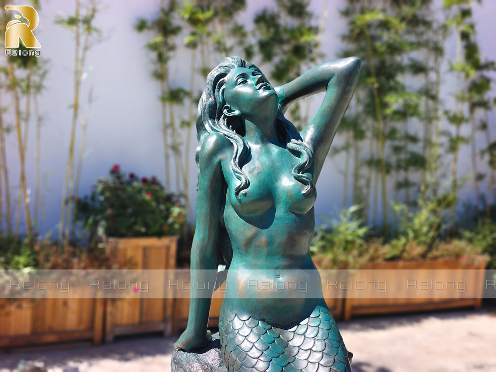 large mermaid statue details