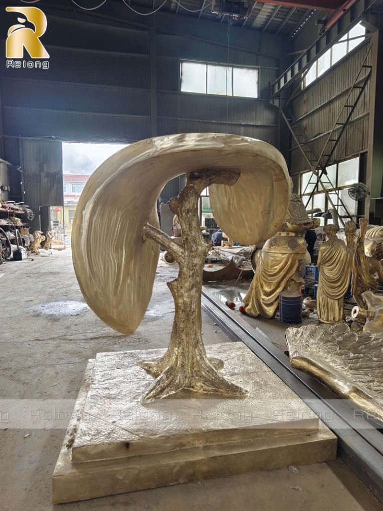 cast process of dali clock sculpture