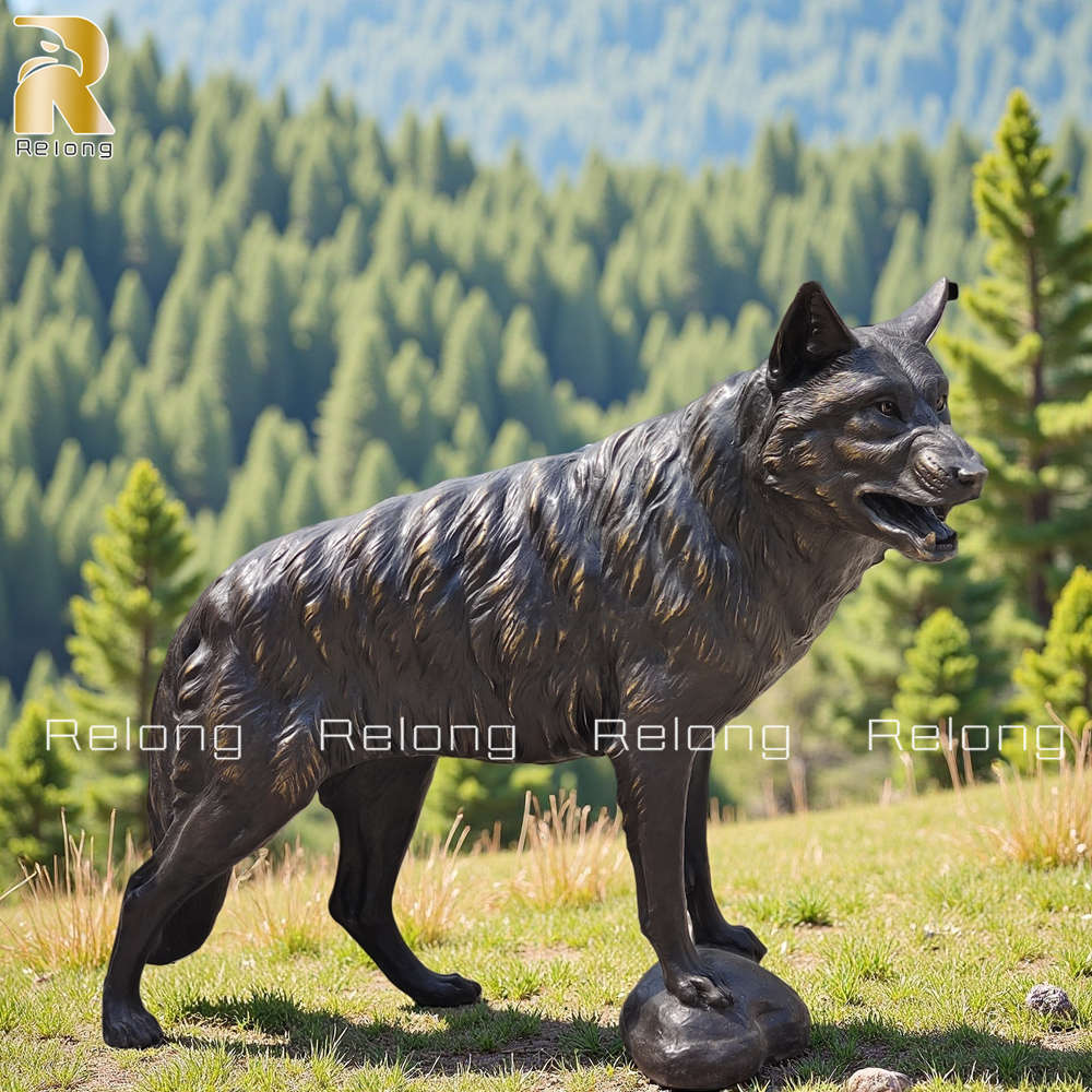 outdoor bronze cast wolf statue