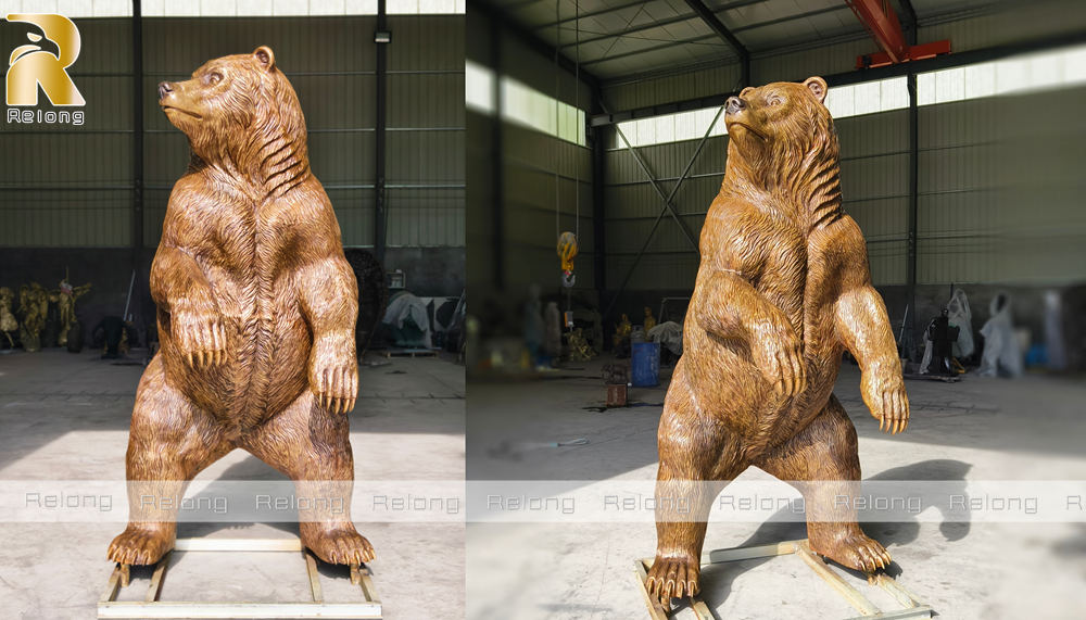 brown bear sculpture details