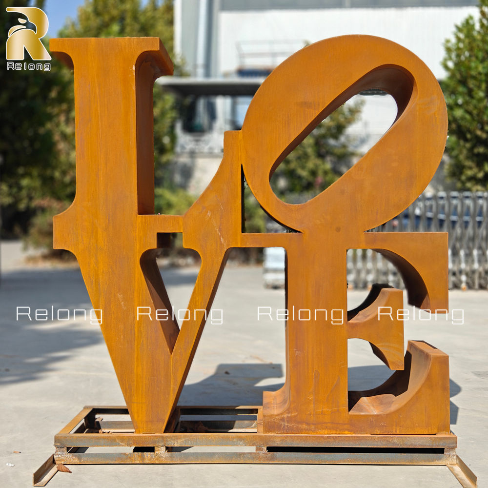 3D love letter sculpture details