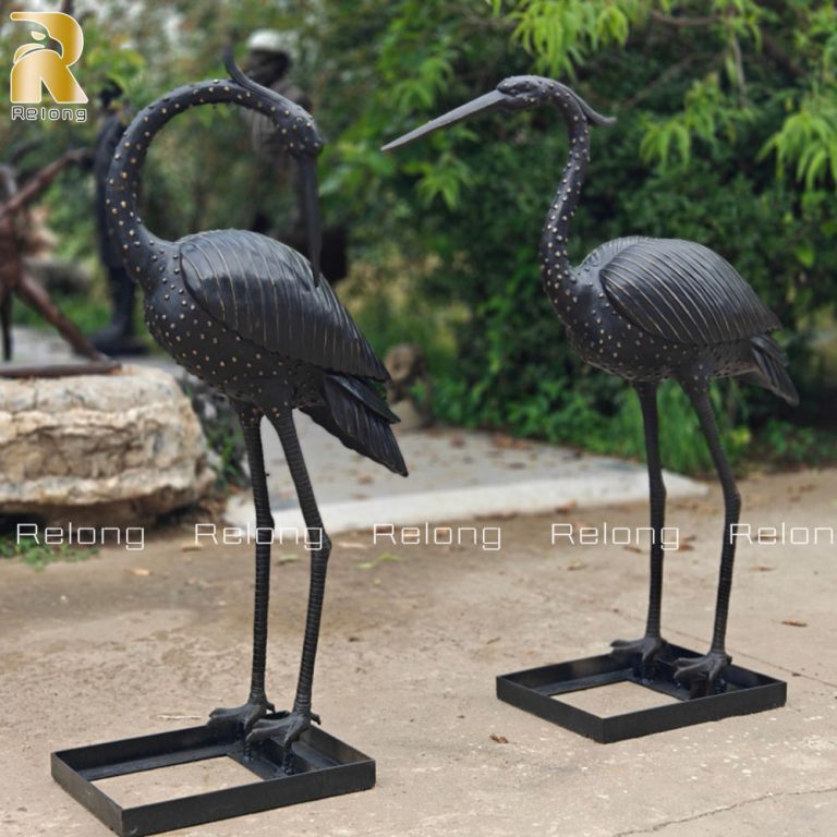 life size bronze crane sculpture for outdoor decor