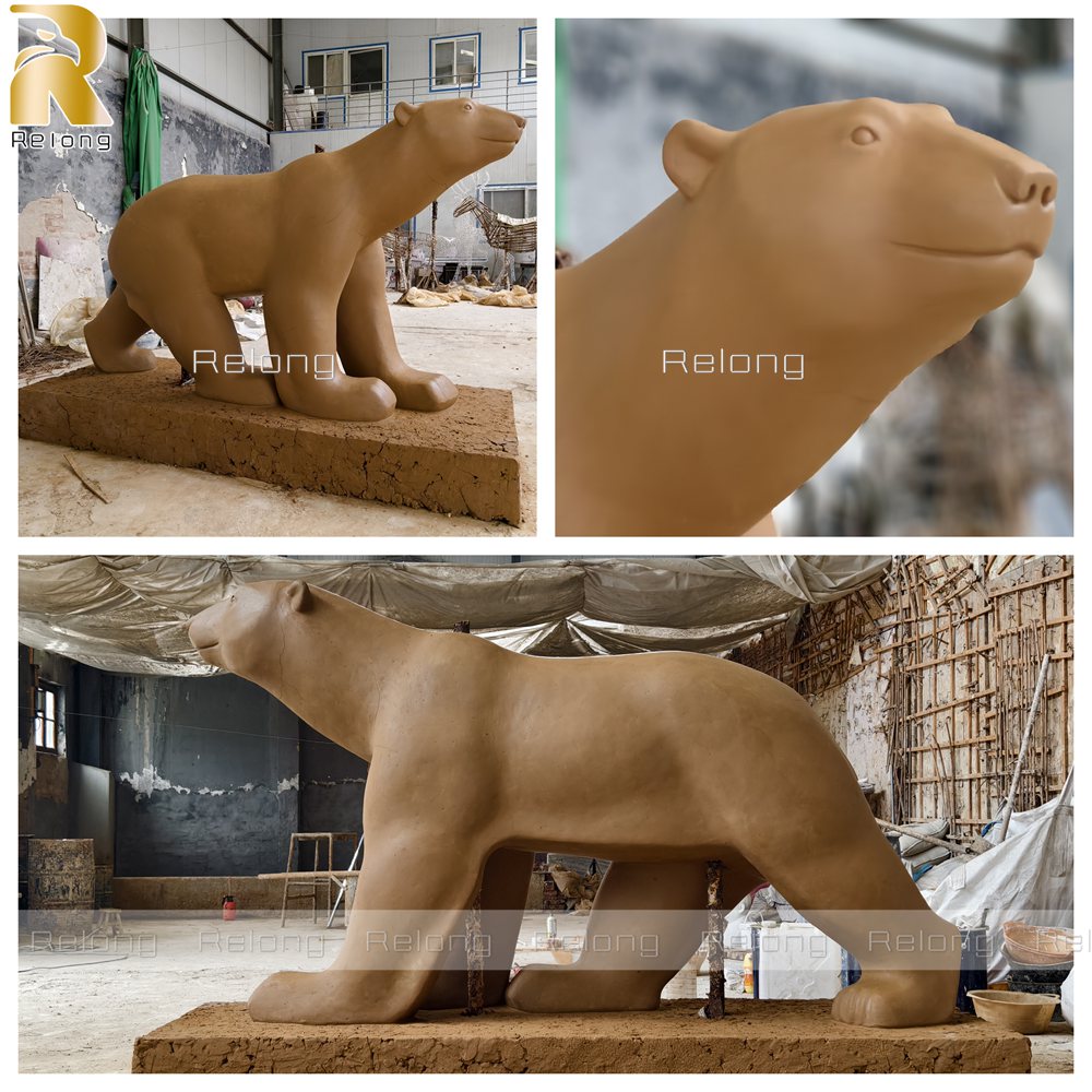1:1 polar bear clay model