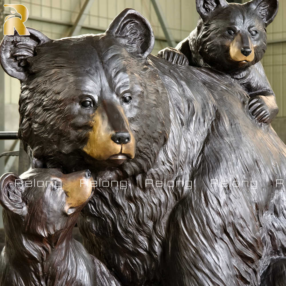 realistic bronze bear family statue