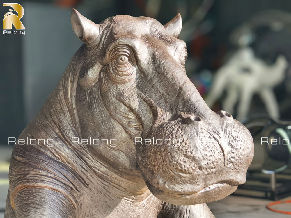  statue facial details