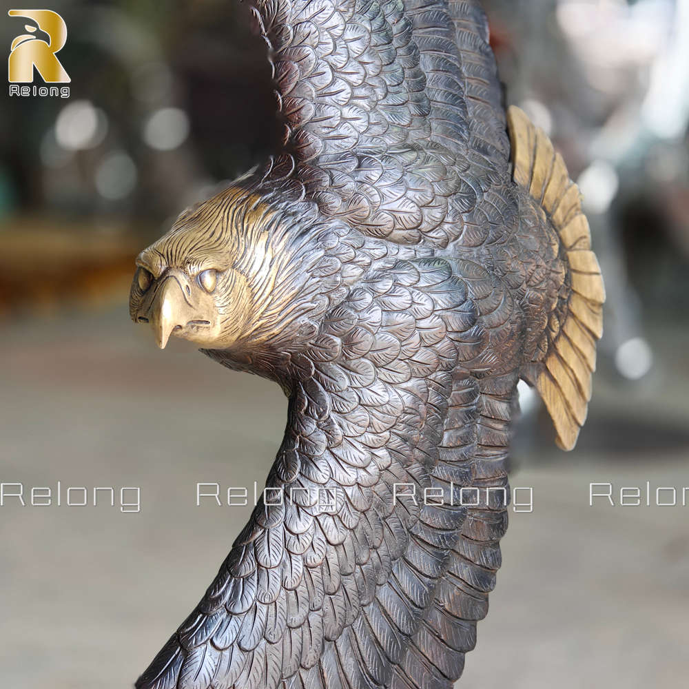 eagle statue facial expression details