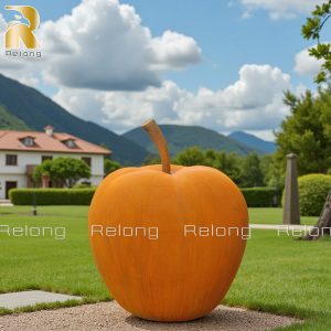 apple sculpture