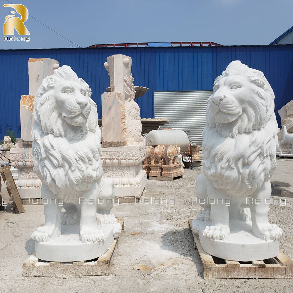 marble lion statue 