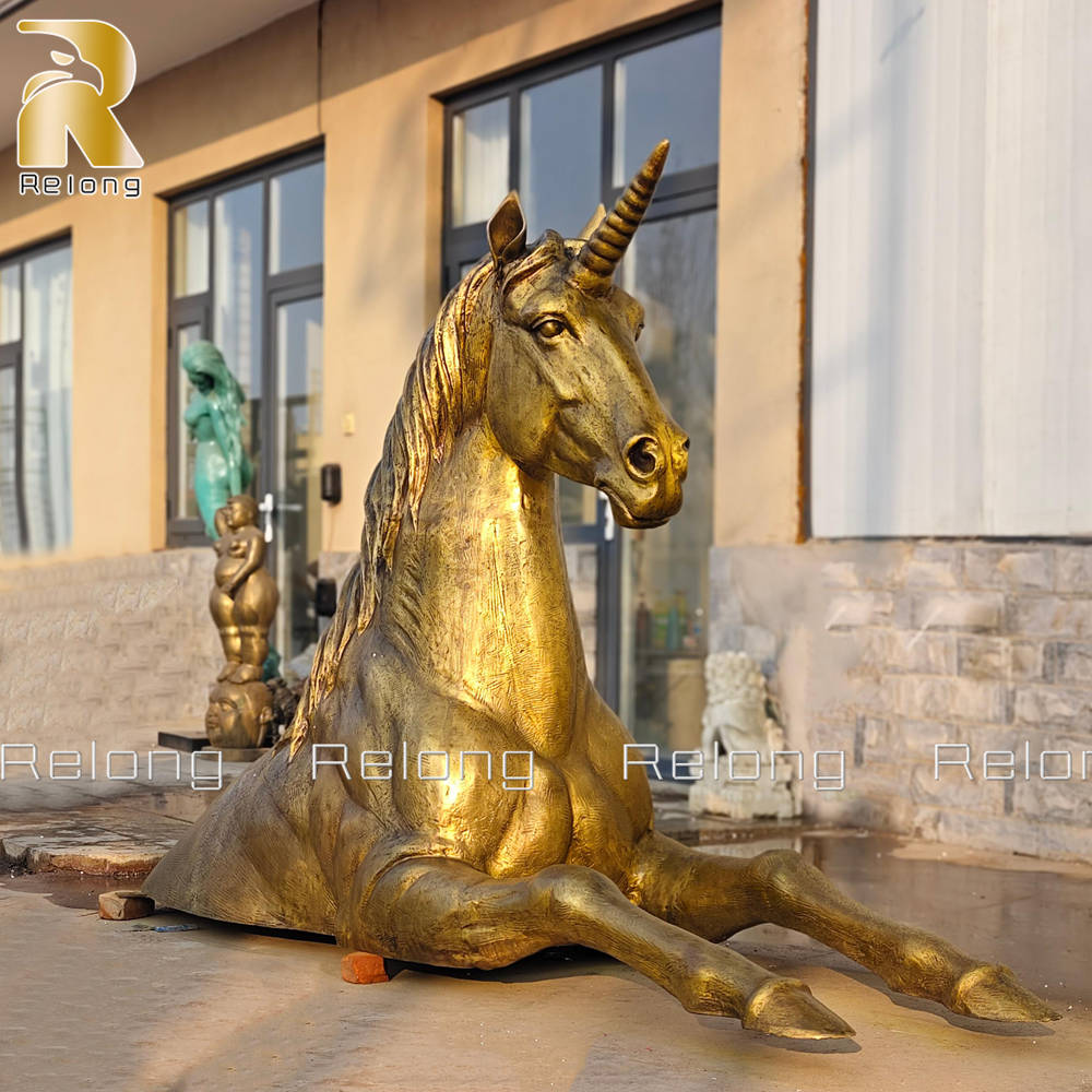 gold unicorn statue