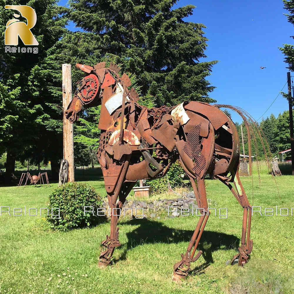 iron horse sculpture