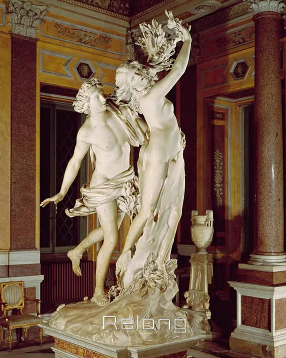 Apollo and Daphne sculpture