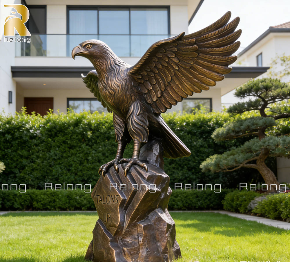 customized eagle statue
