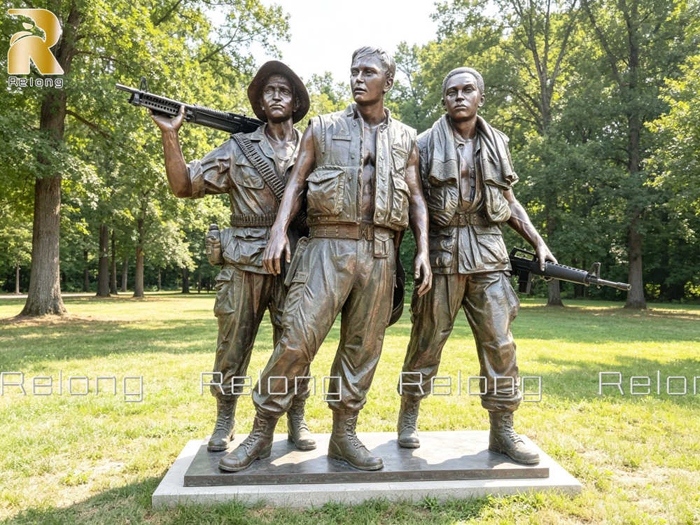 bronze three soldiers