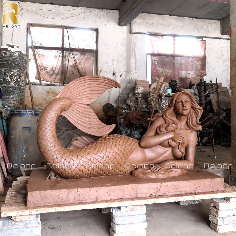 mermaid clay model (2)