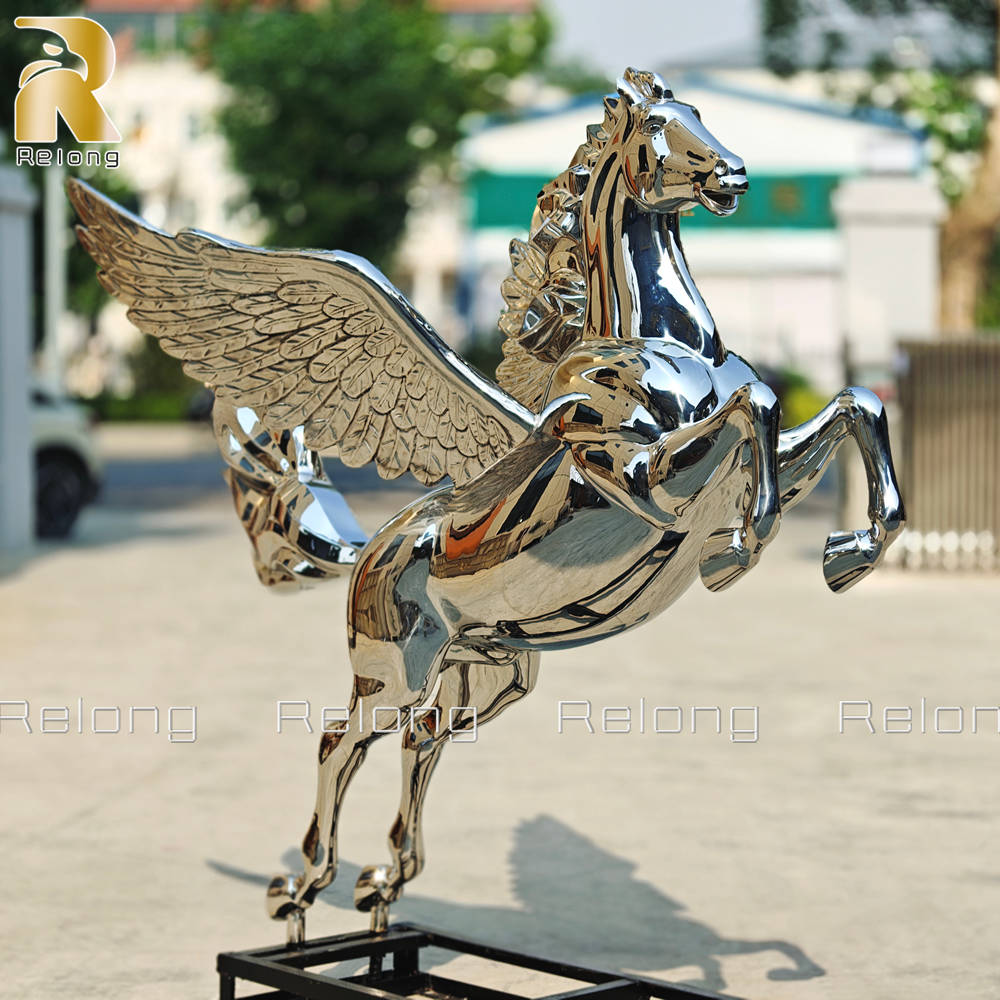 metal pegasus statue