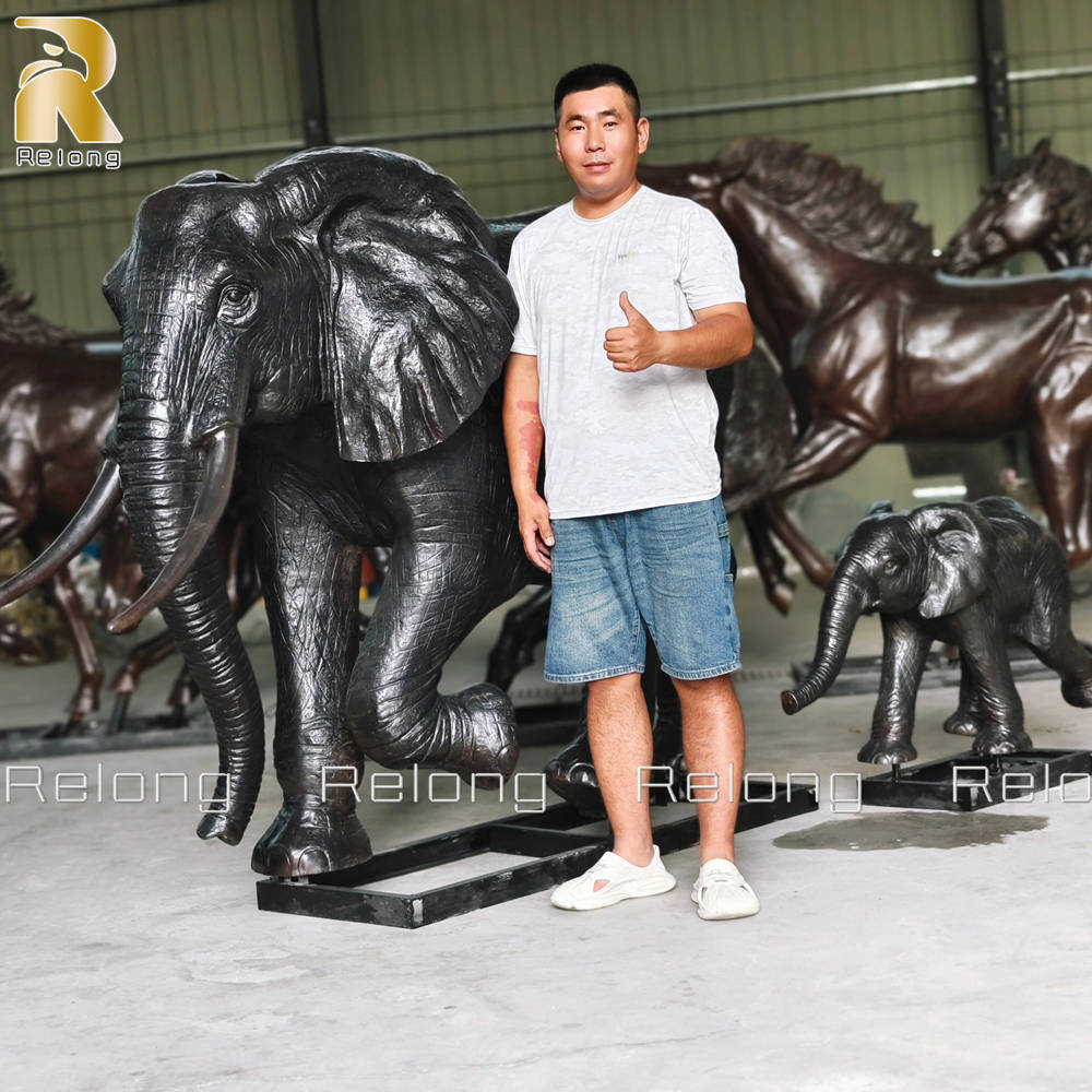 finished bronze elephant sculpture by Relong foundry