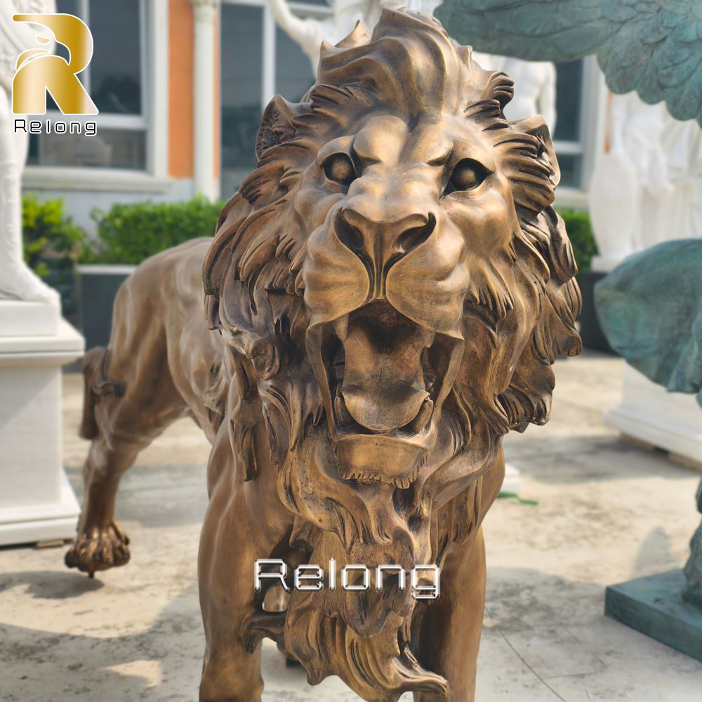 Front View of Roaring Waling Lion Sculpture