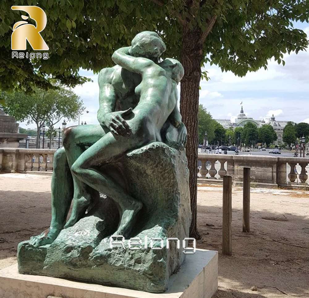 Bronze The Kiss Sculpture