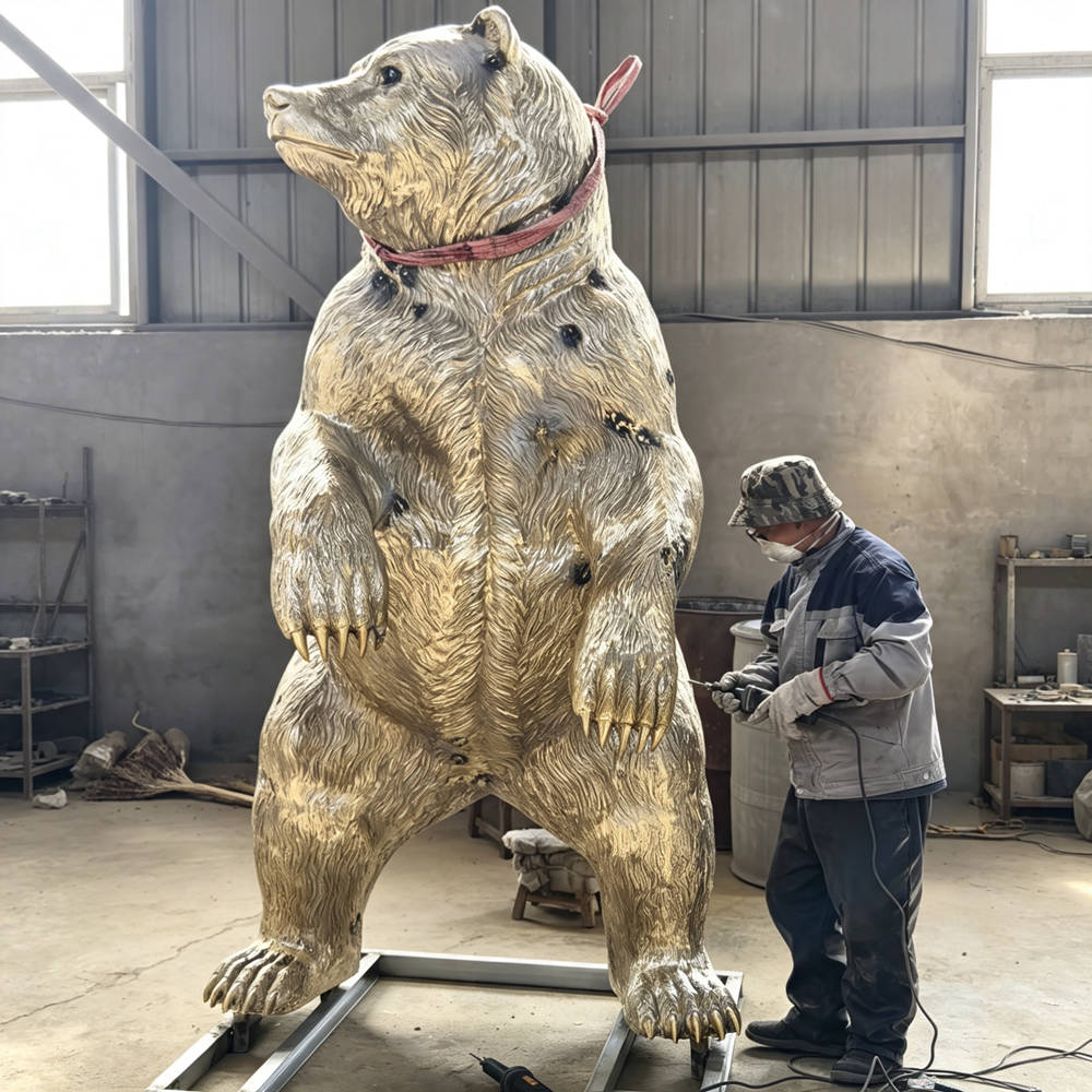 Relong bronze factory display