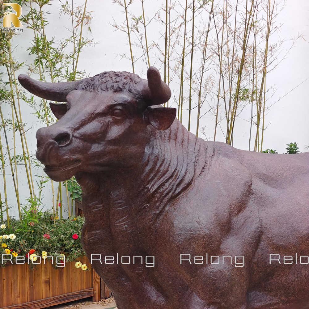 bronze cattle sculpture facial details
