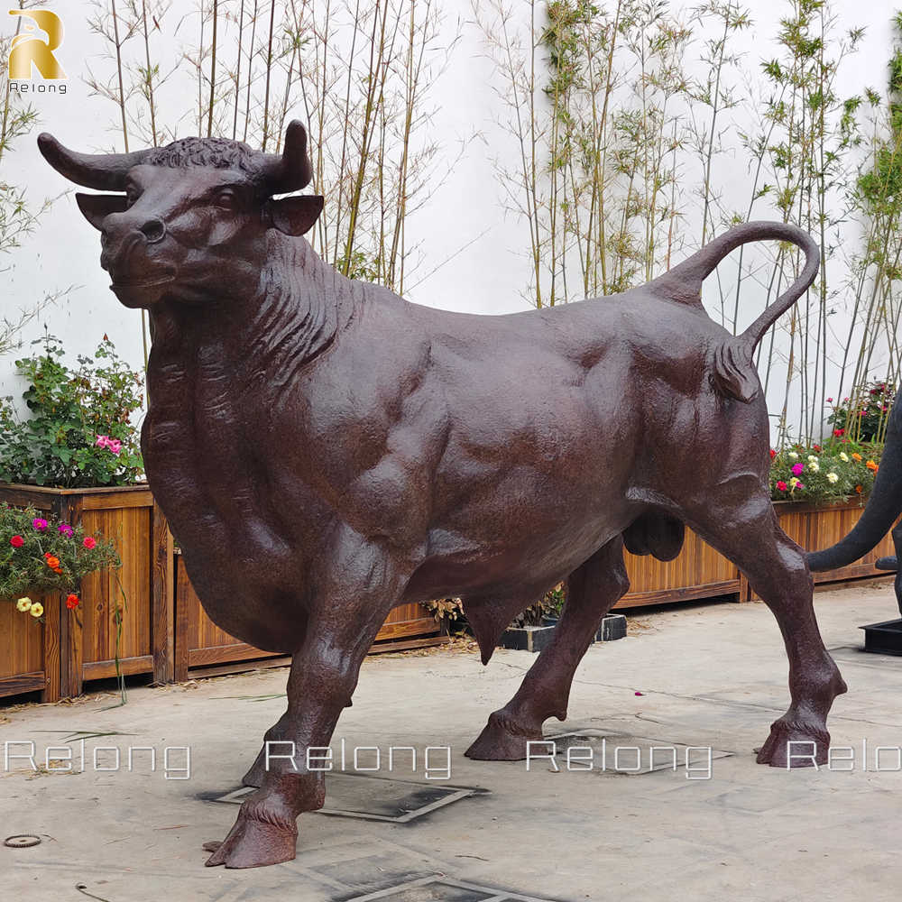 life size bronze cattle sculpture (2)