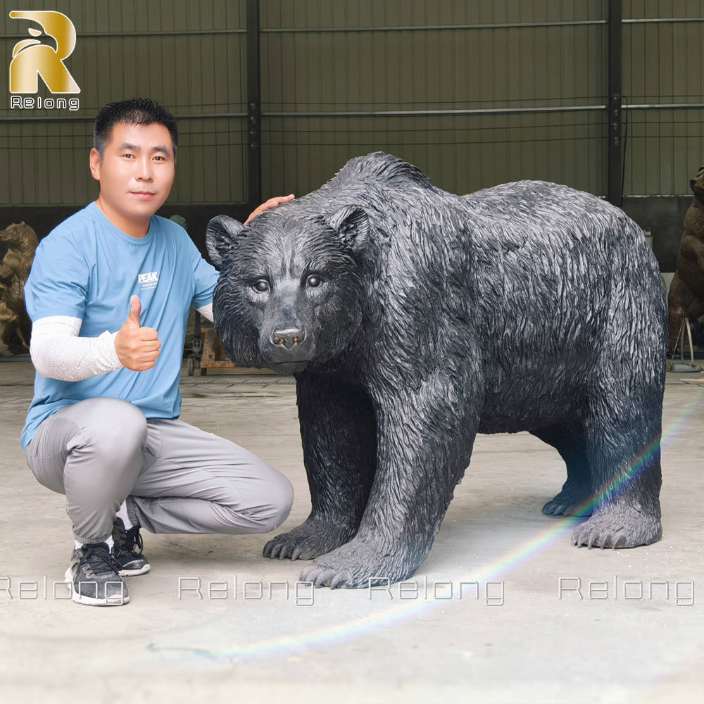 finished bronze bear sculpture by Relong Factory
